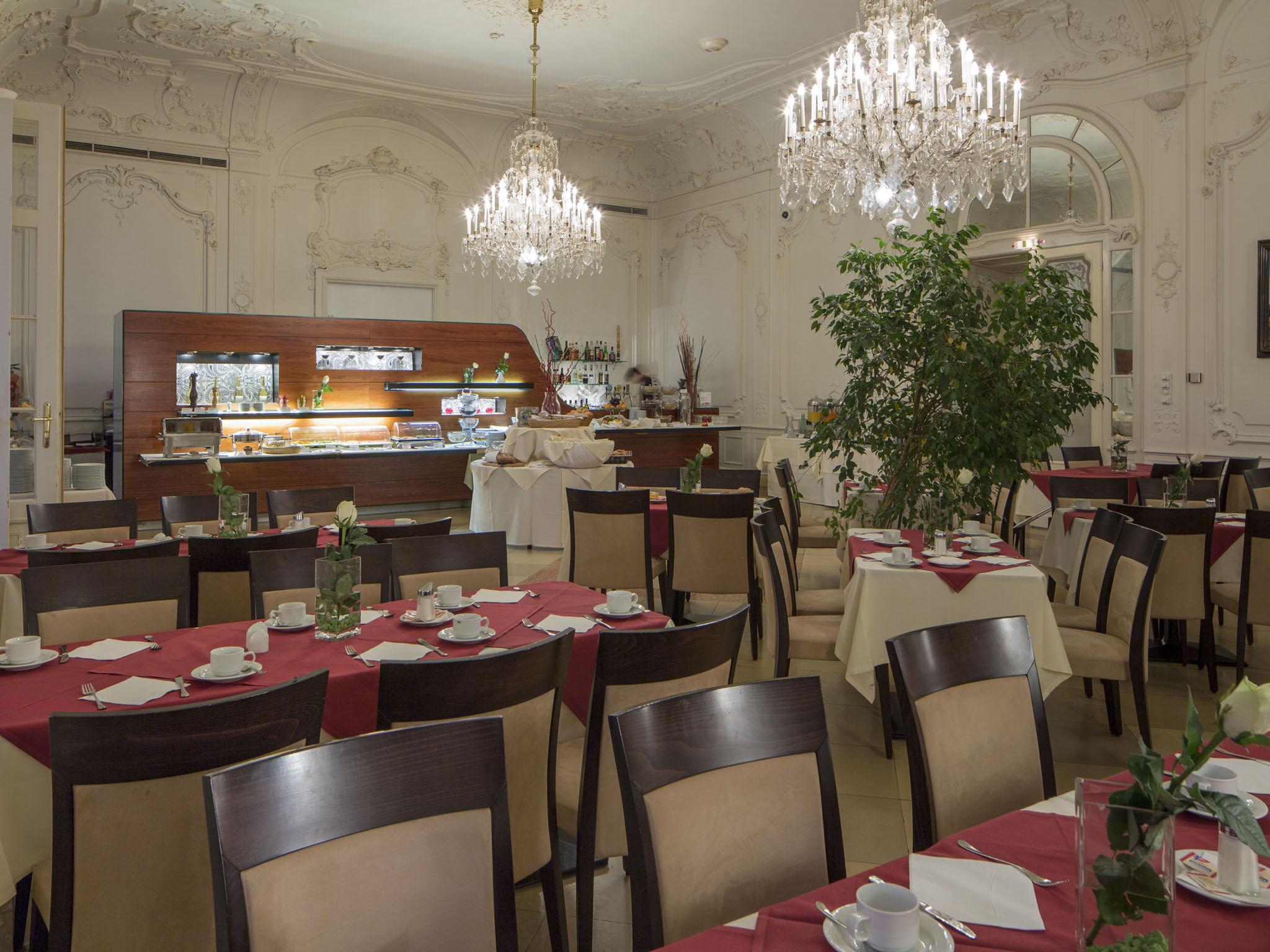 Austria Trend Schloss Wilhelminenberg 4* Wien
